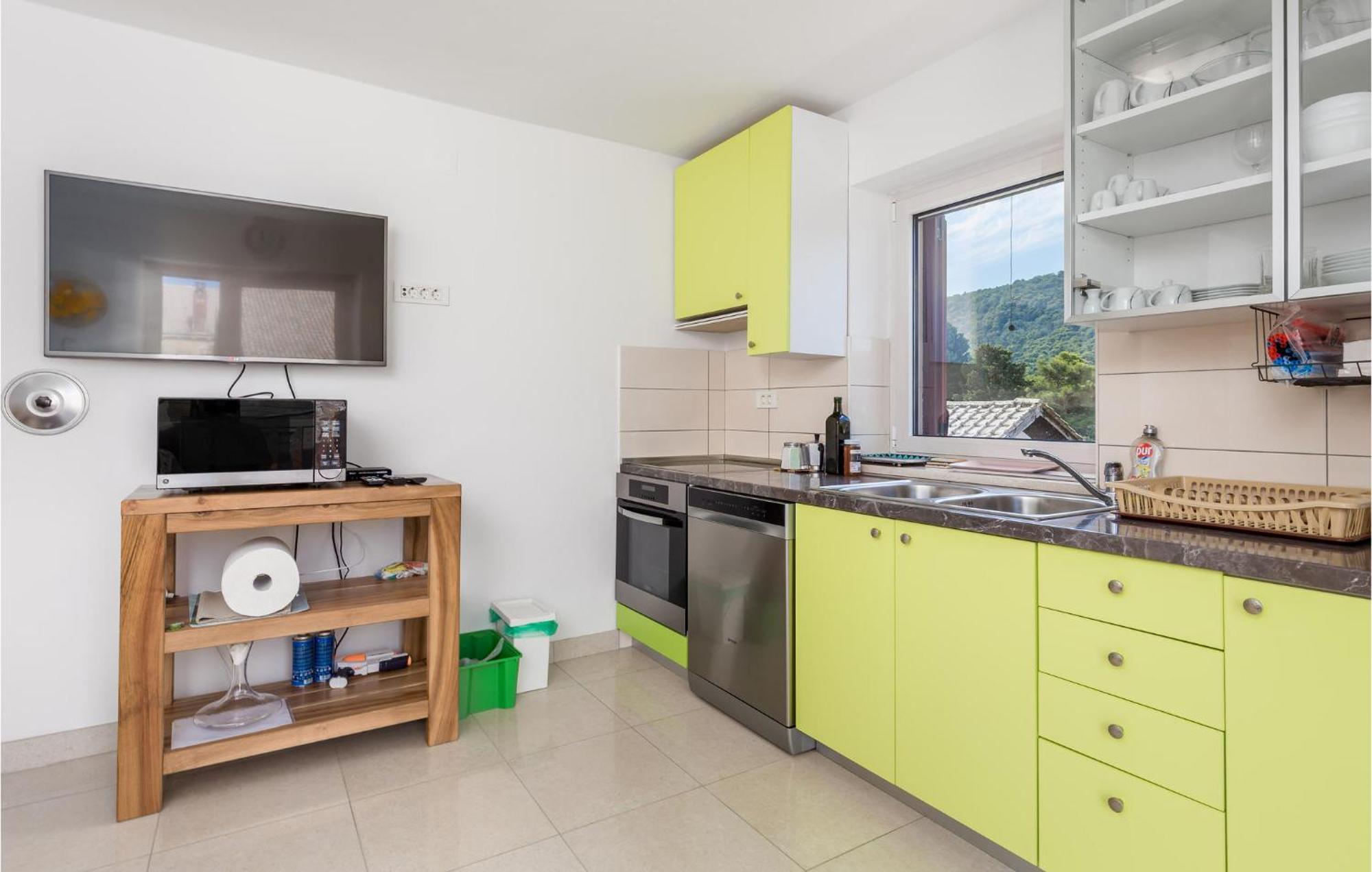 2 Bedroom Awesome Apartment In Veli Losinj Luaran gambar